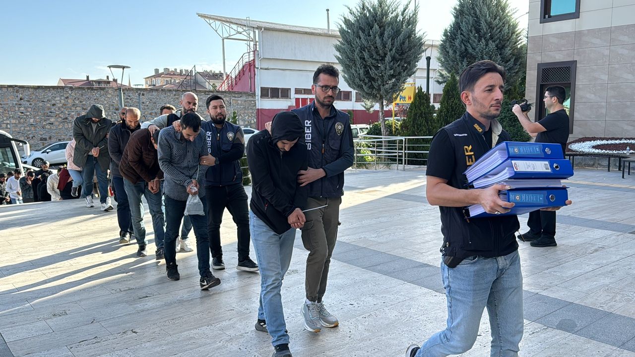 Nevşehir Merkezli Dolandırıcılık Operasyonunda 54 Tutuklama
