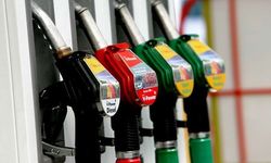 Akaryakıta Büyük Zam: Motorin ve Benzin Fiyatları Yükseldi