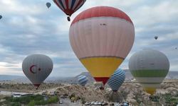 Kapadokya’da Sıcak Hava Balonları Yeniden Havalandı